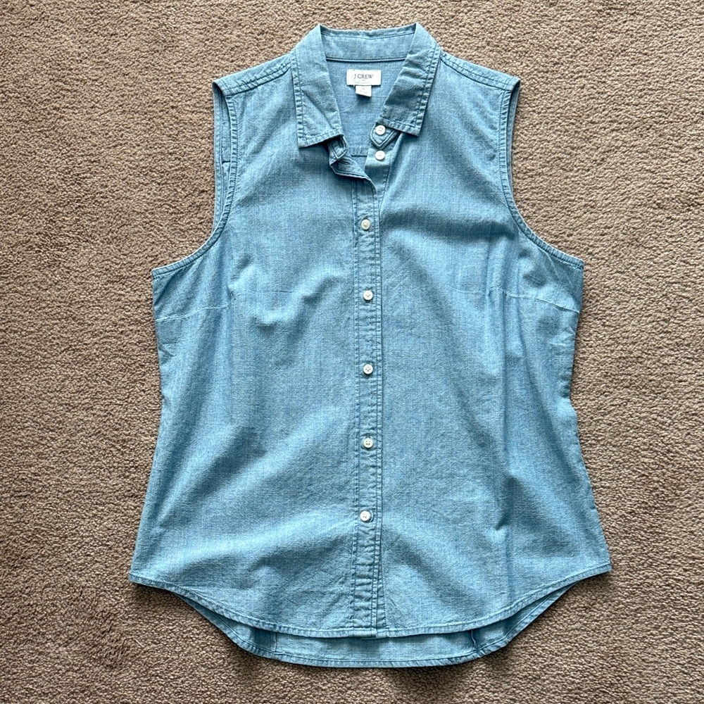 J. Crew Women's Denim Blue Sleeveless Perfect Fit Button Down Shirt Lovers Lane